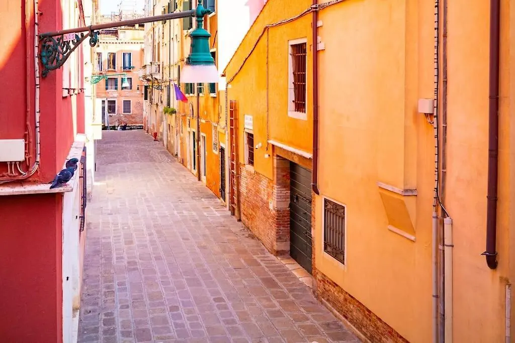 Classy & Quiet Venice - Beautiful Apartment In Cannaregio