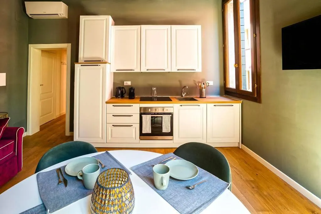 Classy & Quiet Venice - Beautiful Apartment In Cannaregio Italy