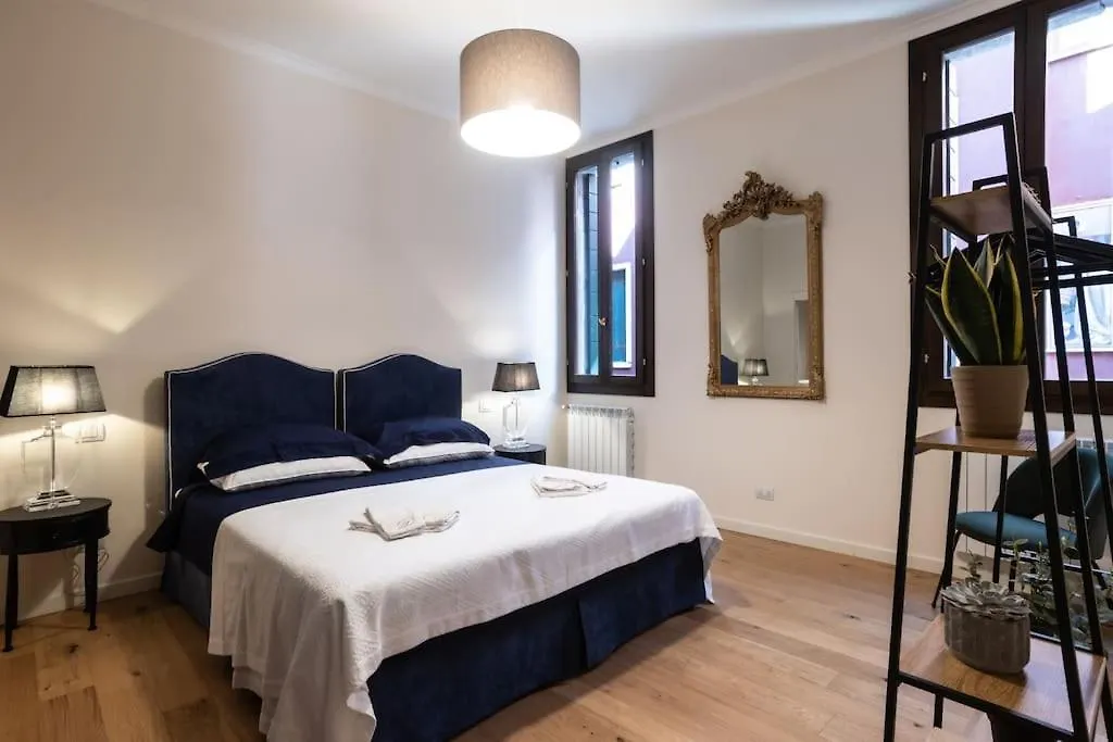 Classy & Quiet Venice - Beautiful Apartment In Cannaregio