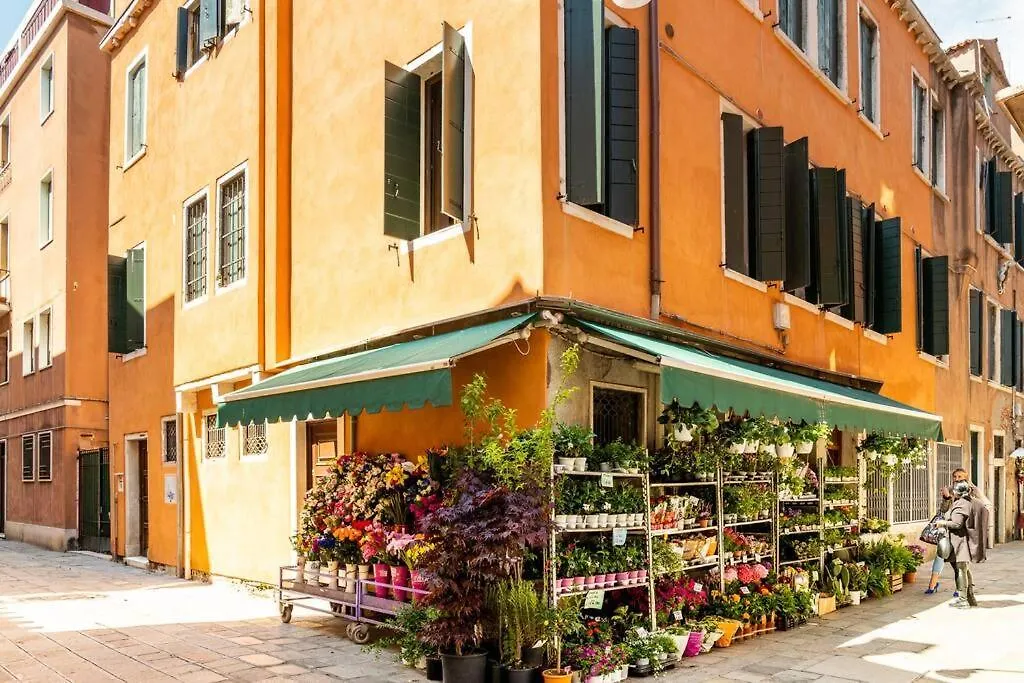 Classy & Quiet Venice - Beautiful Apartment In Cannaregio